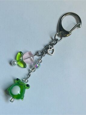 Green Frog Bead Keychain with Flower Charms